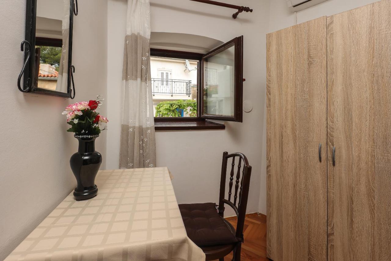 Casa Di Nives Apartment Krk Town Exterior photo