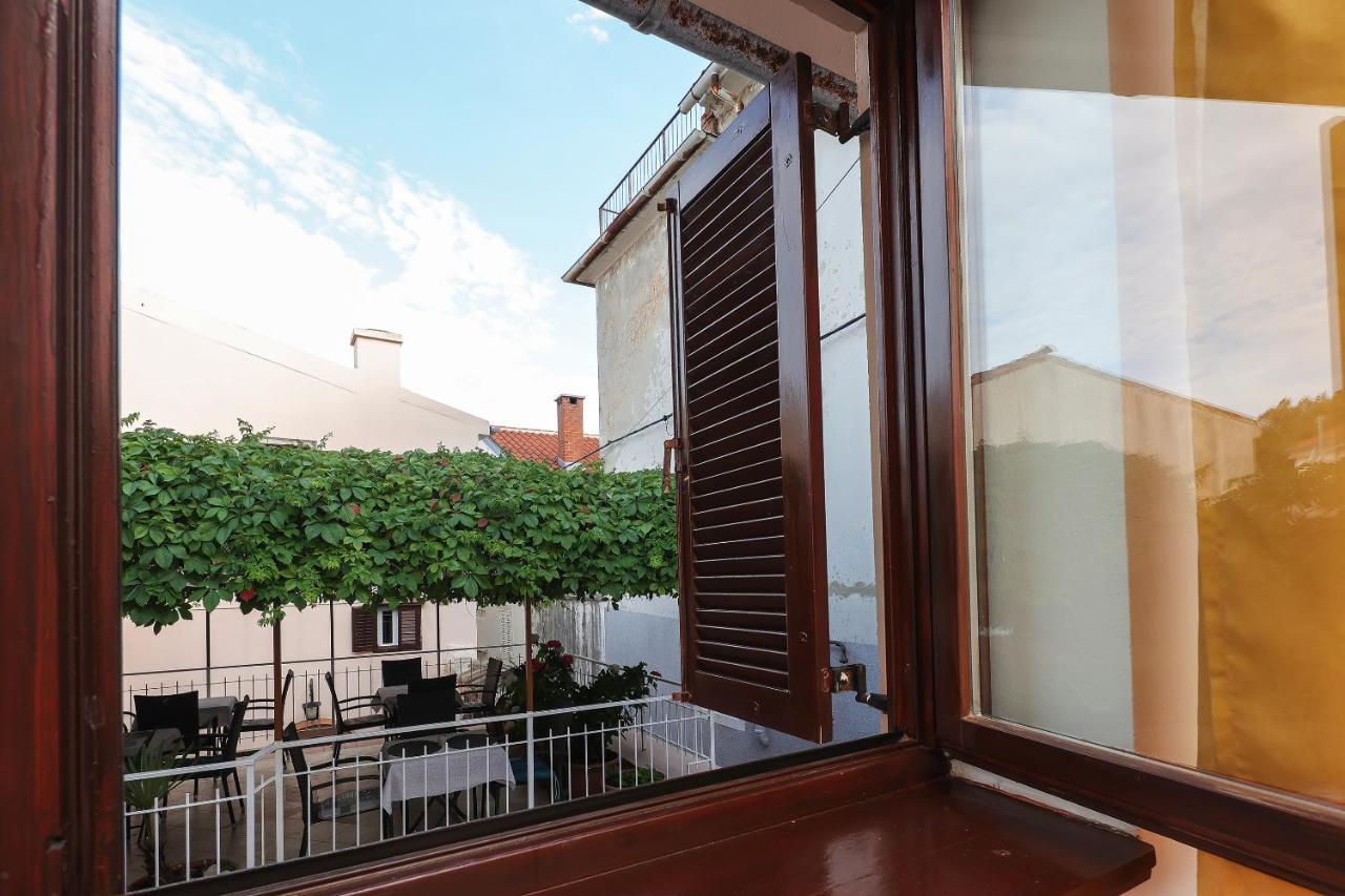 Casa Di Nives Apartment Krk Town Exterior photo