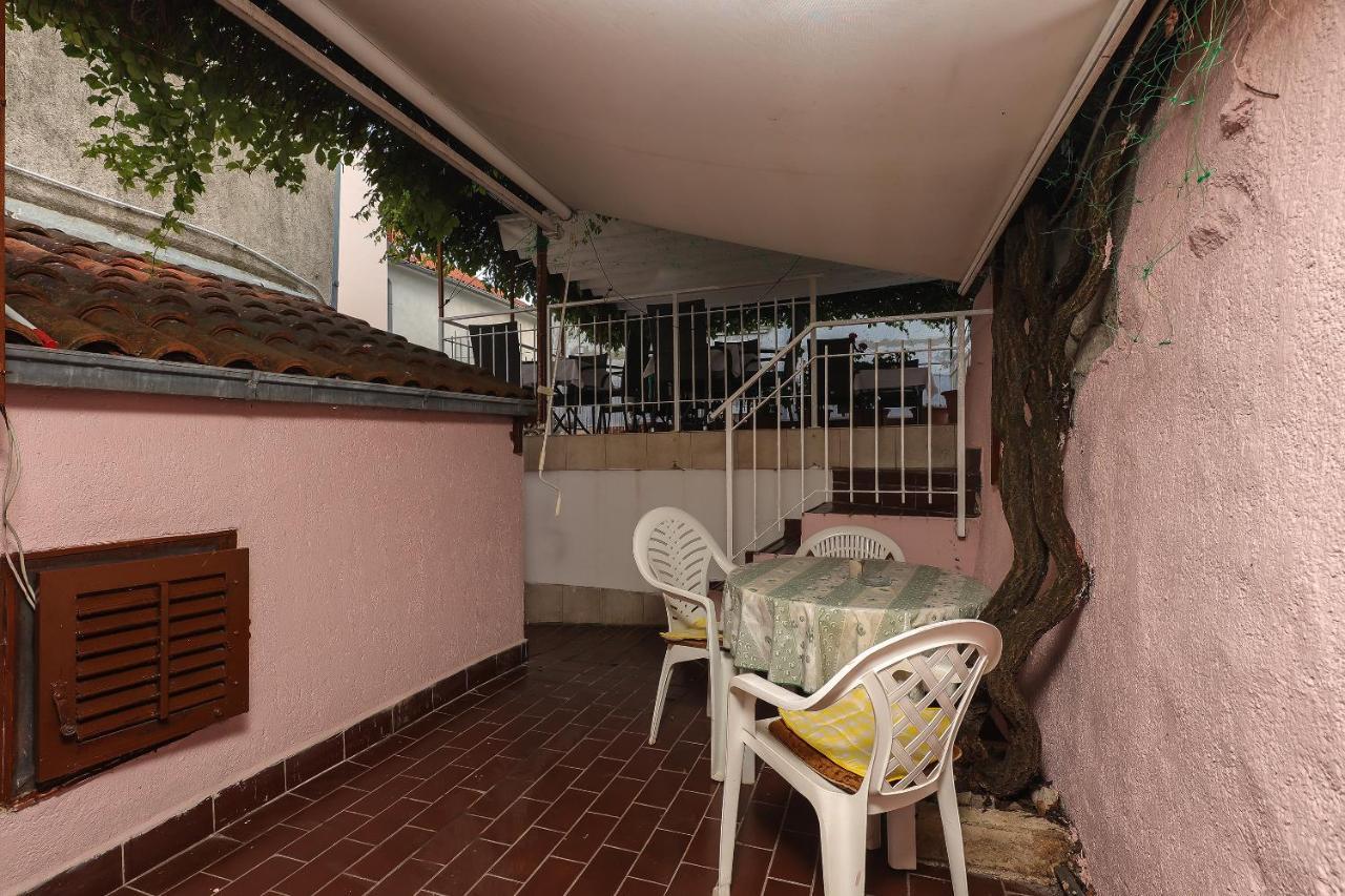 Casa Di Nives Apartment Krk Town Exterior photo